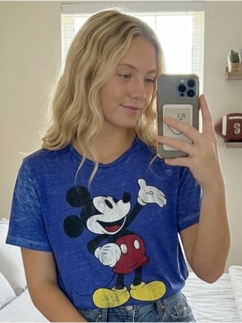 Disney Mickey Mouse, T-shirt Women, Large, Sheer Lightweight